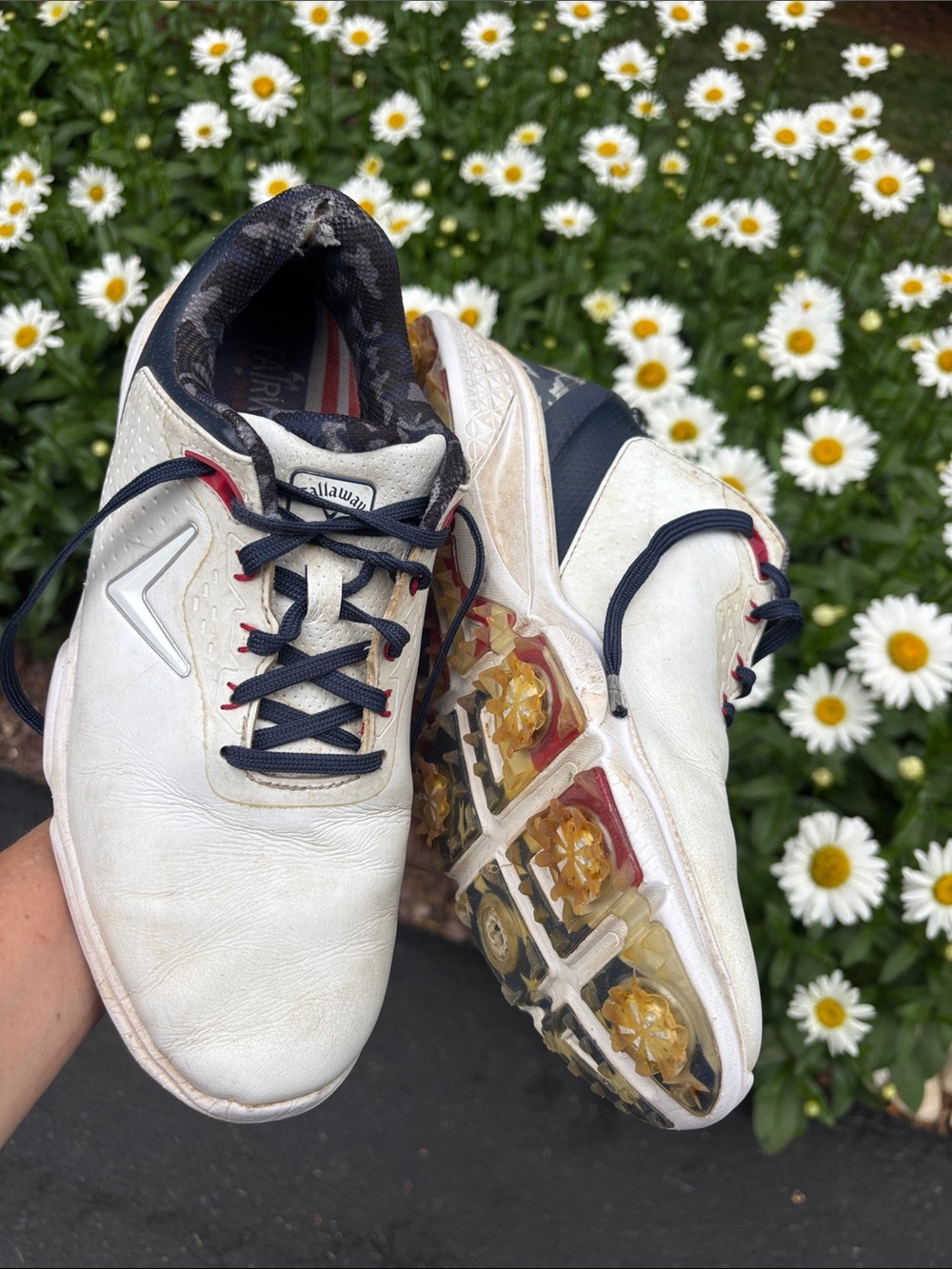 Callaway White Golf Shoes with Navy and Red Accents, Men’s 9.5